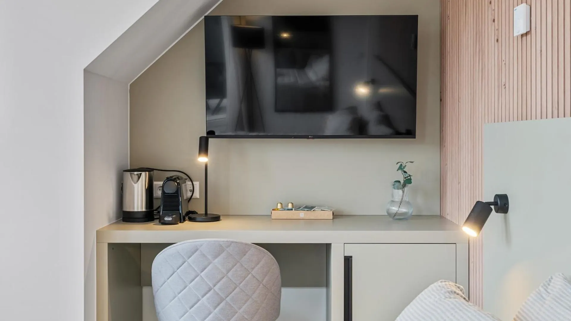 Comfort & Style In Vibrant Luxembourg Coliving 0*,  Luxembourg