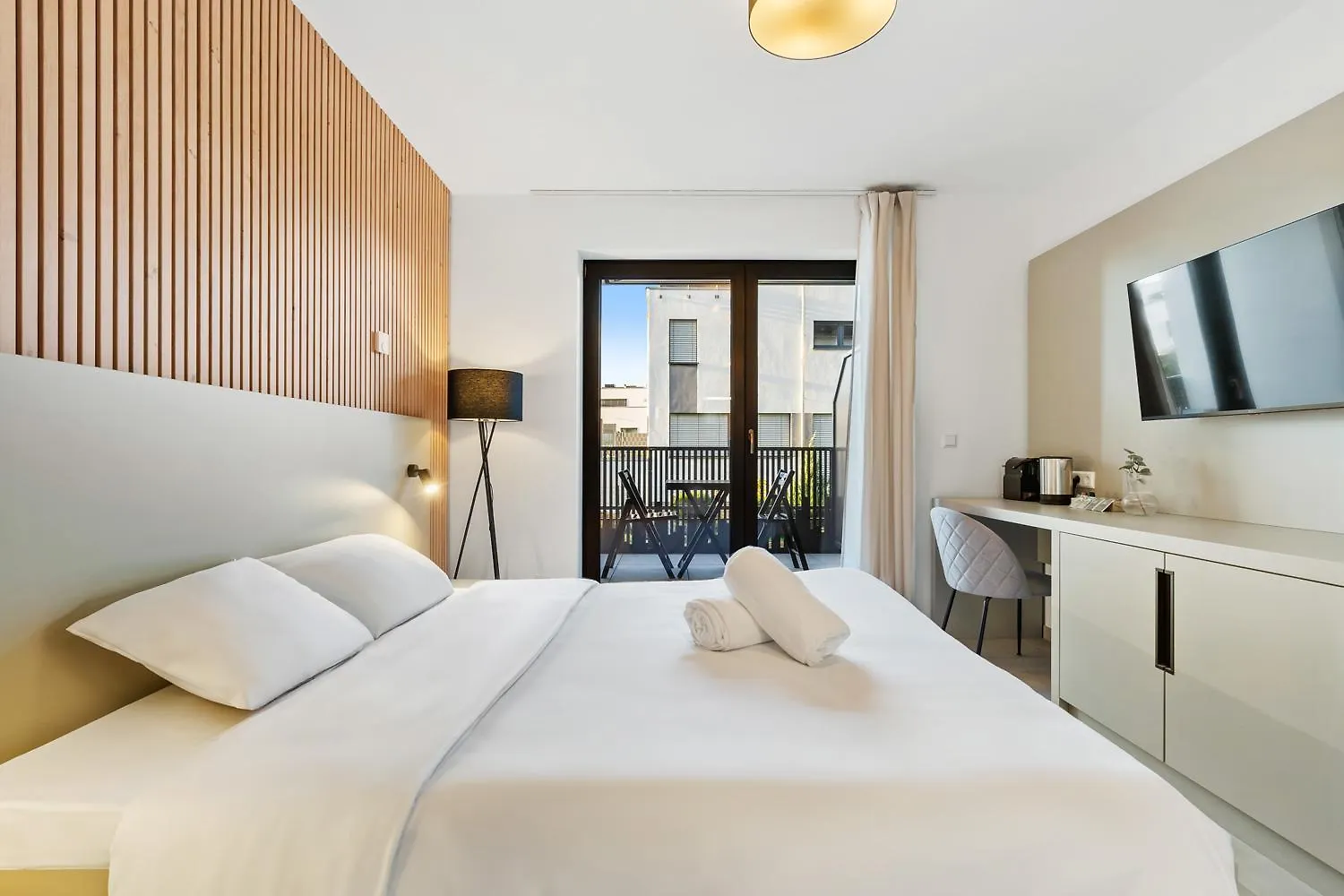 Inn Comfort & Style In Vibrant Luxembourg Coliving